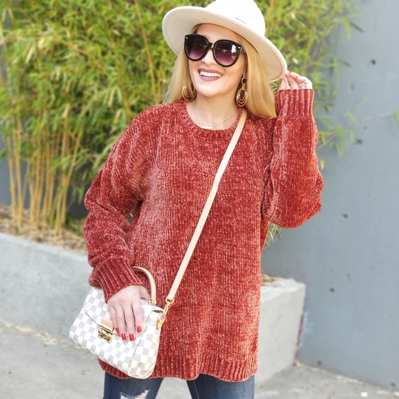 COLD SHOULDER CHENILLE SWEATER - Picture 2 of 7